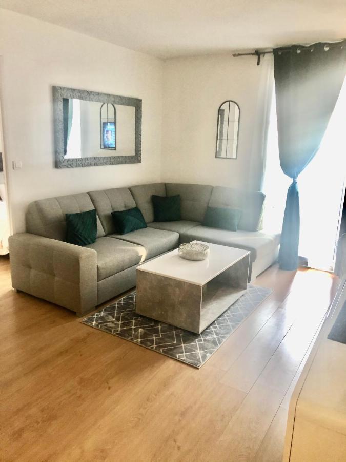Appartement Place Toscane Serris Esterno foto